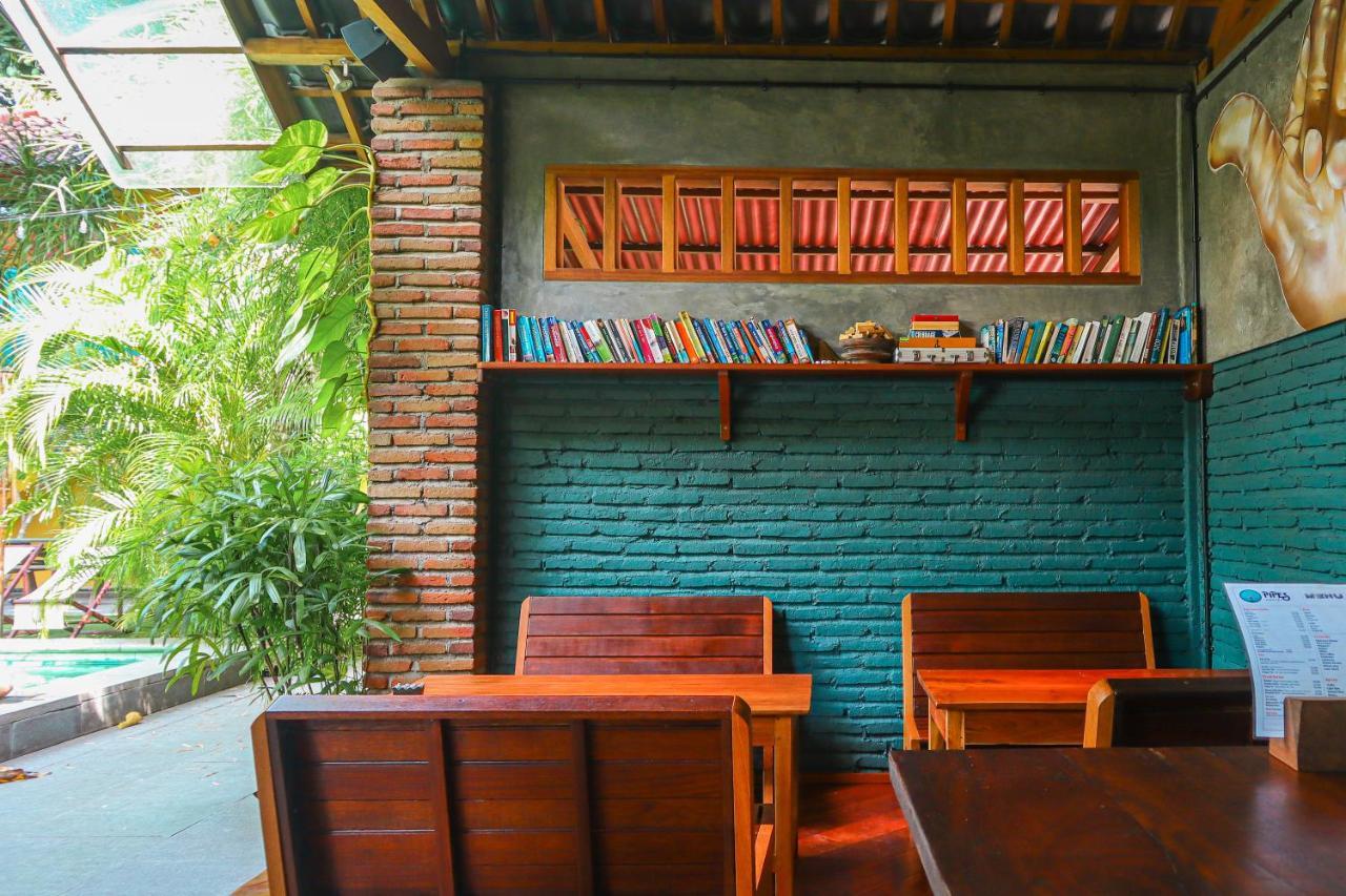 Pipes Hostel Kuta  ภายนอก รูปภาพ