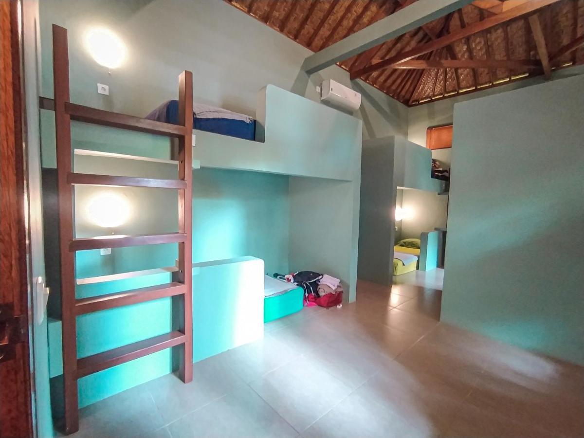 Pipes Hostel Kuta  ภายนอก รูปภาพ