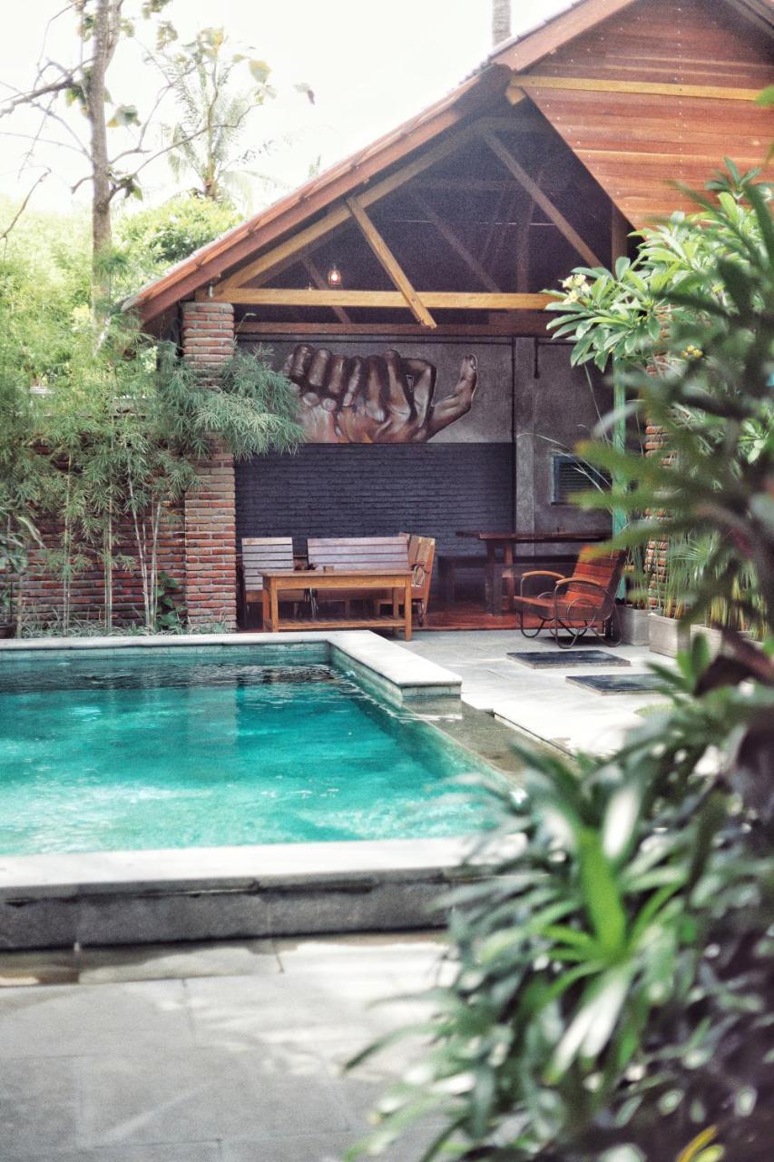 Pipes Hostel Kuta  ภายนอก รูปภาพ