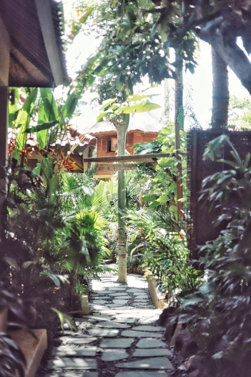 Pipes Hostel Kuta  ภายนอก รูปภาพ